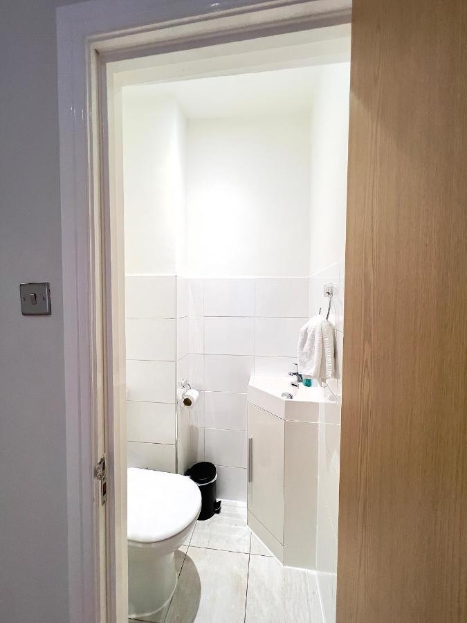 The Beverley Apartments London - Victoria Екстериор снимка