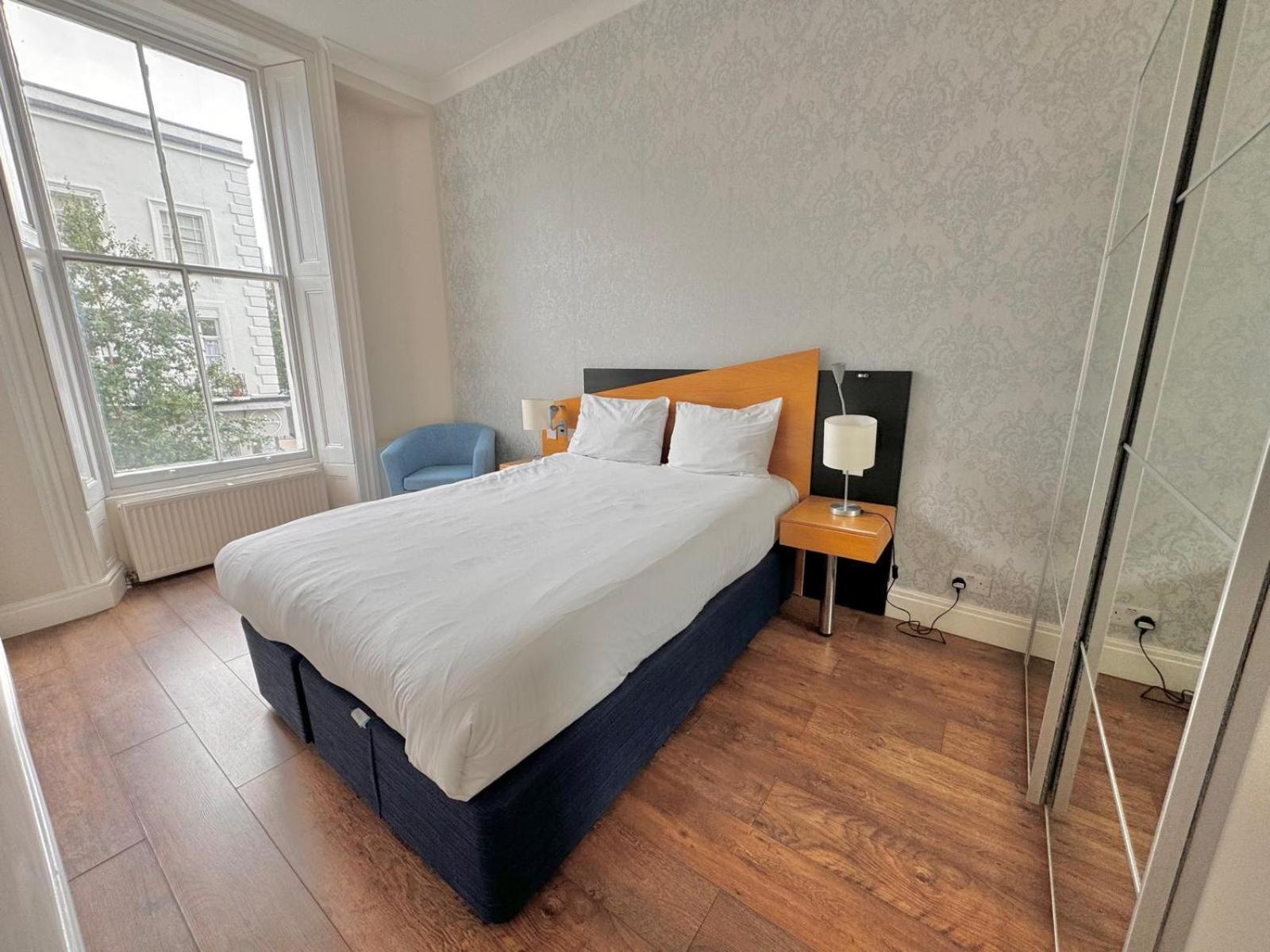 The Beverley Apartments London - Victoria Екстериор снимка