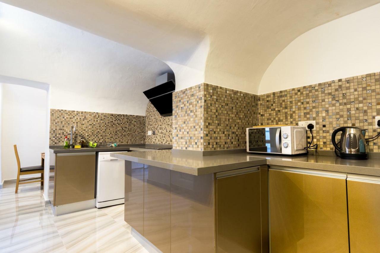 The Beverley Apartments London - Victoria Екстериор снимка